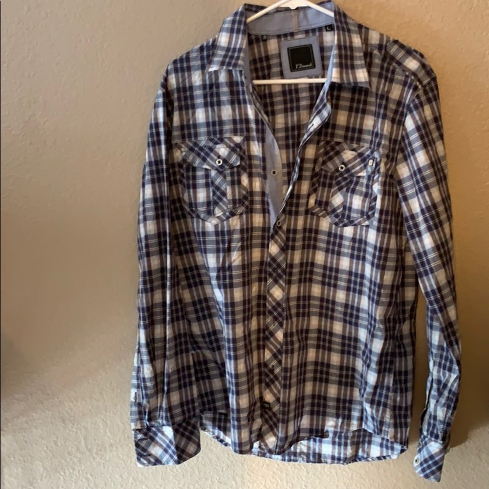 7 Diamonds button down shirt size large